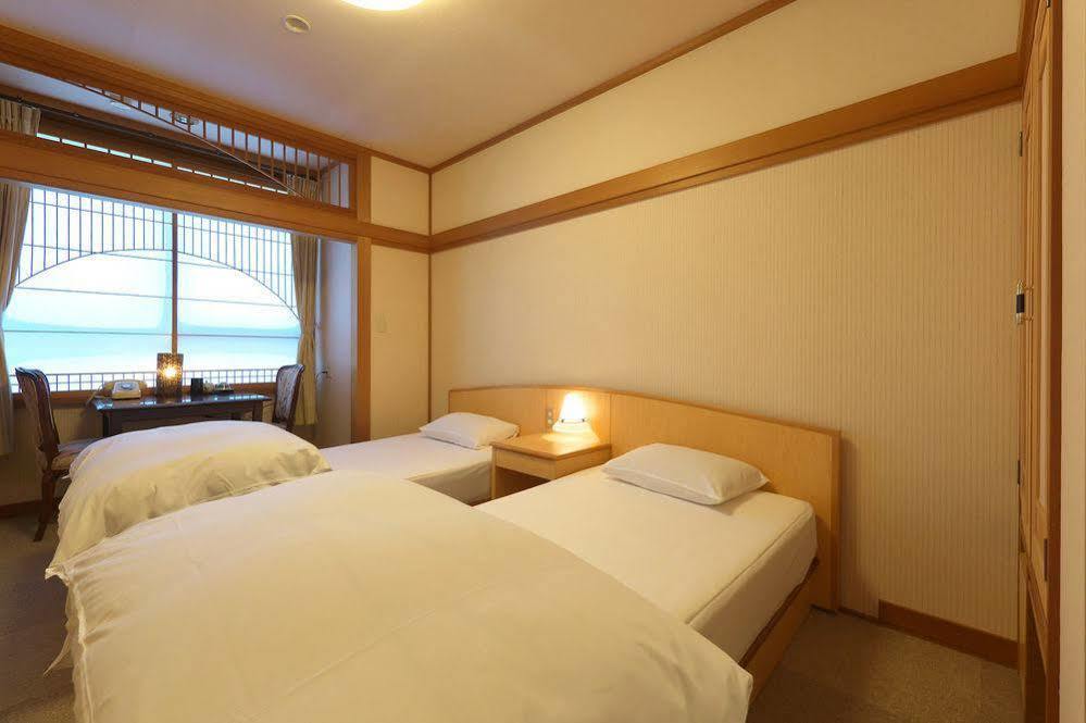 Hotel Gurabatei Awara Ngoại thất bức ảnh